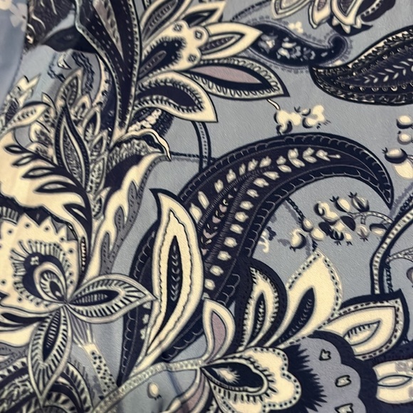 Noracora BoHo dress Blue floral print/ half button down.Size:M Loose fit. NWT - Picture 9 of 9